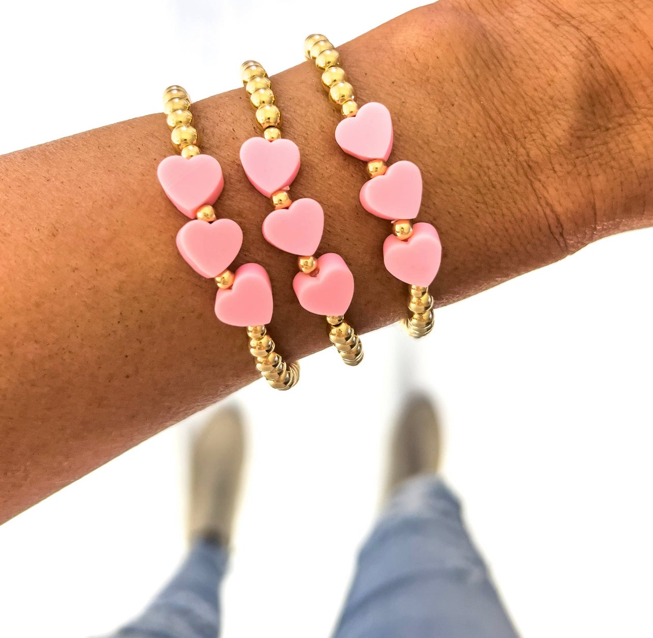 Easy heart friendship bracelets | Valentine's day diy, Valentines diy, Valentine's  day crafts for kids